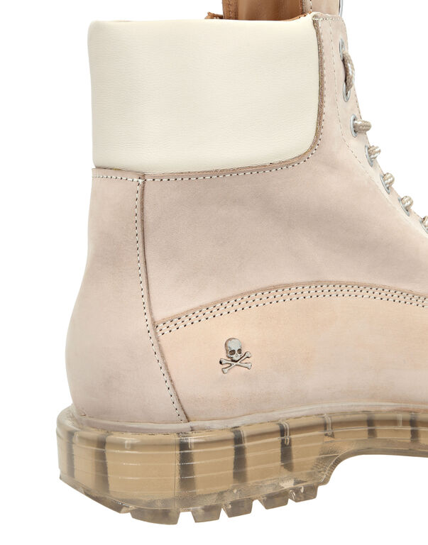 Nabuk Boots Low Flat The Hunter Nabuk Boots Low Flat The Hunter