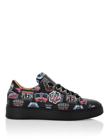 Low-Top Sneakers Carson Patches Low-Top Sneakers Carson Patches