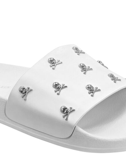 Slipper Crystal Skull