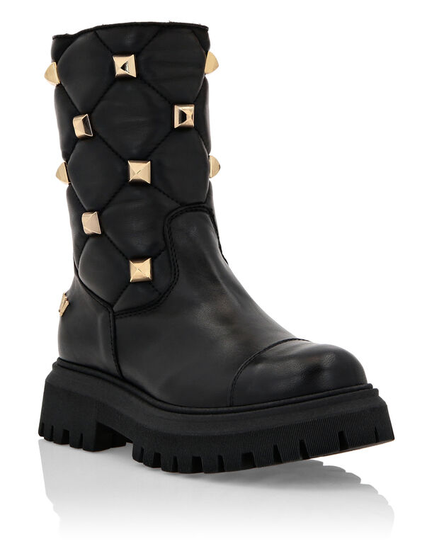 QUILTED LEATHER BOOTS PLEIN AND STUDS