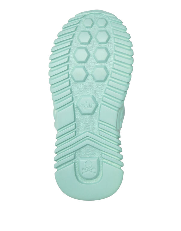 LO-TOP SNEAKERS SUPERSONIC