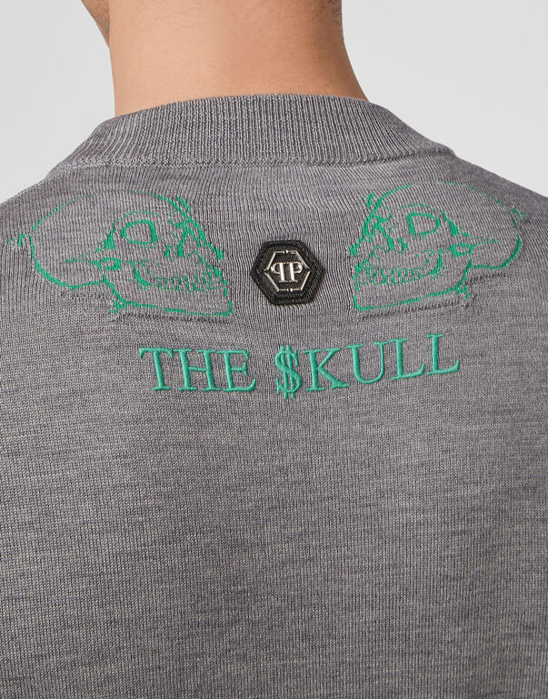 Pullover Round Neck LS  Outline Skull