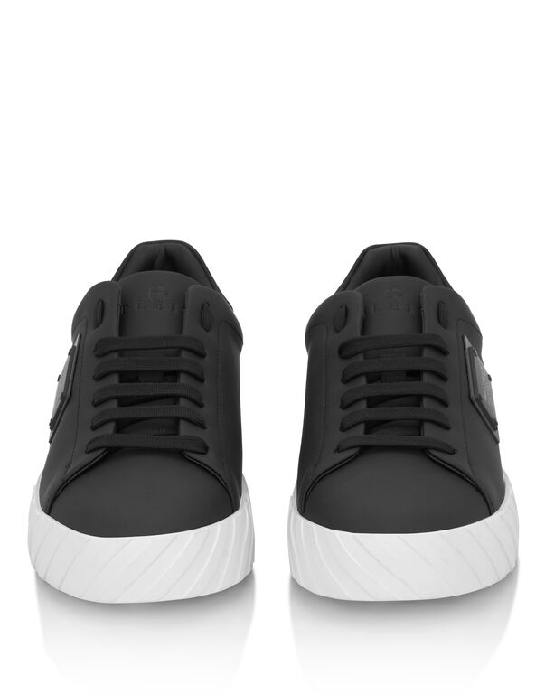 Nappa Leather Low-Top Sneakers Placca
