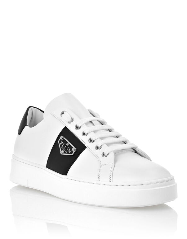 Lo-Top Sneakers Triangle Plein