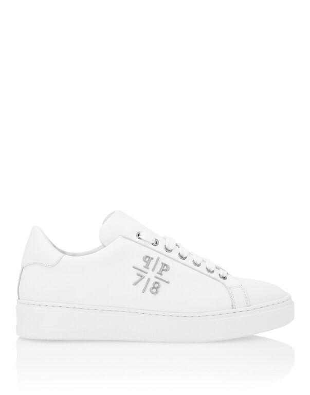 Lo-Top Sneakers PP1978