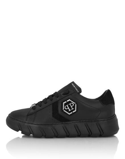 Low-Top Sneakers Hexagon Force