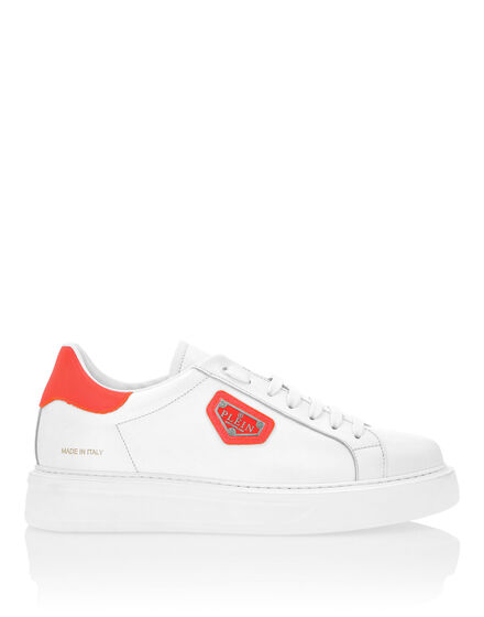 Low-Top Sneakers Titan Plein