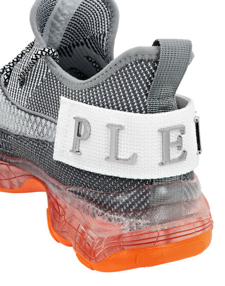 Runner Iconic Plein
