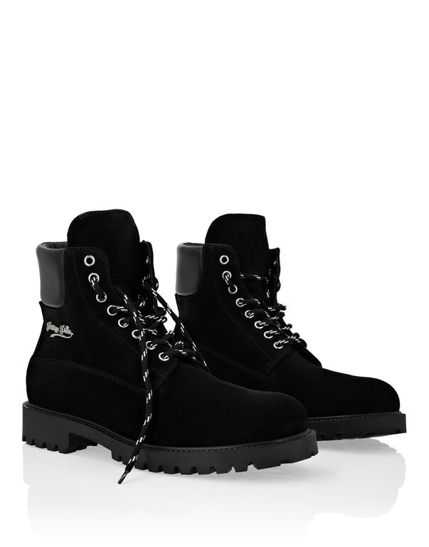 Calf Leather Boots Low Flat The Hunter Calf Leather Boots Low Flat The Hunter