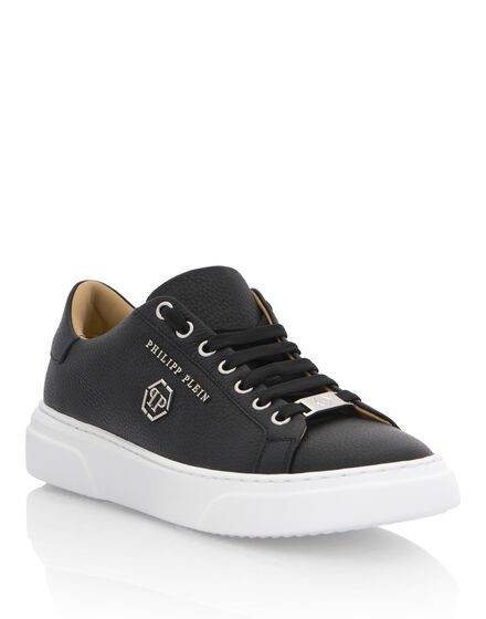 Leather Lo-Top Sneakers Hexagon