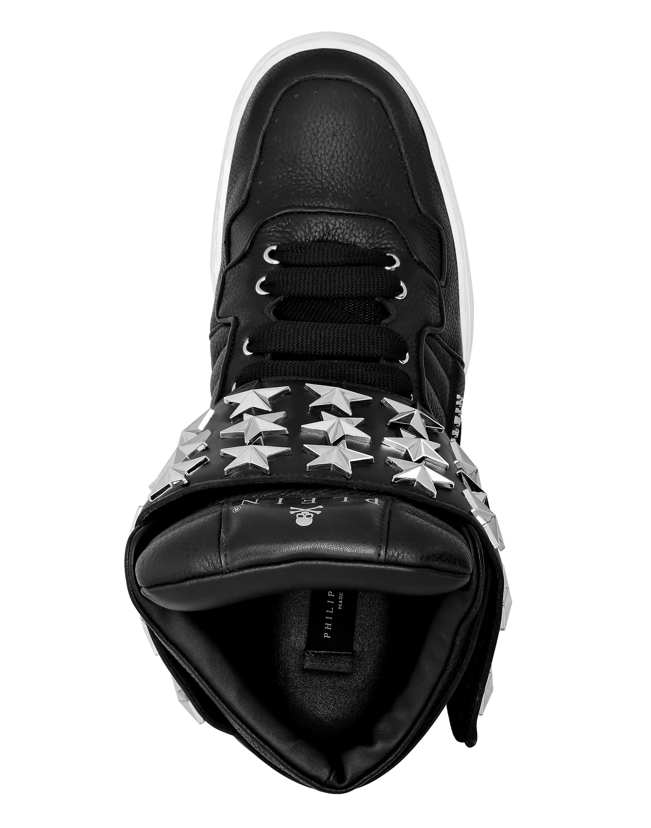 Sneakers thunder clearance