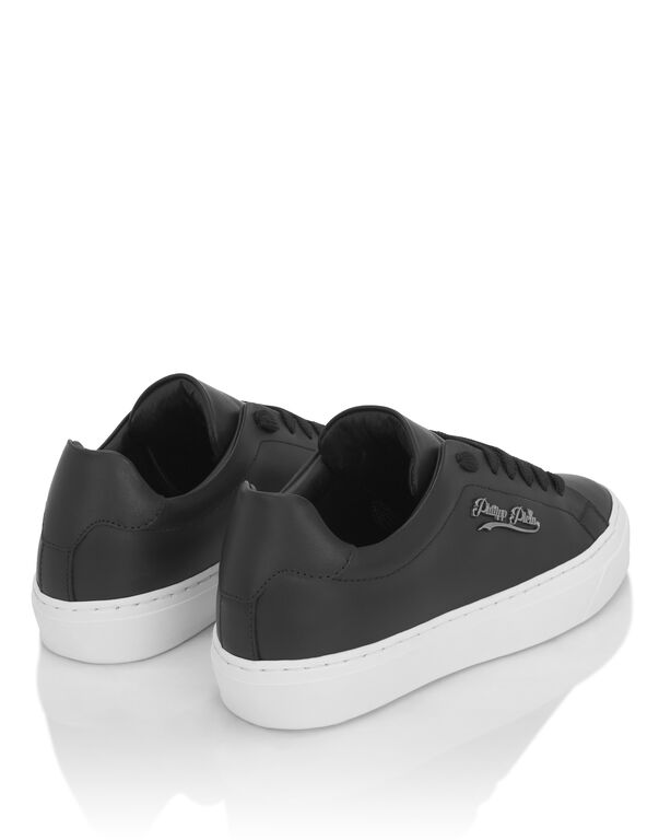 Nappa Leather Lo-Top Sneakers Signature