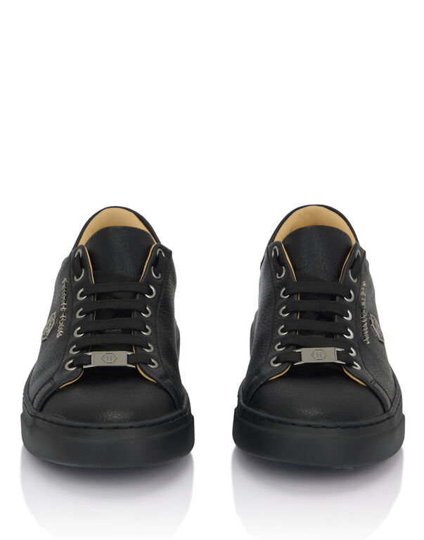 Leather Lo-Top Sneakers Hexagon