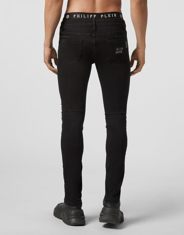 Slim Fit Destroyed
