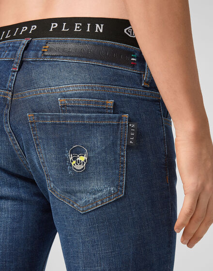 Slim Fit Skull
