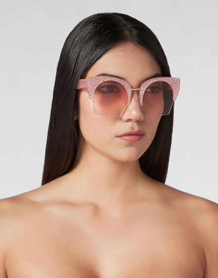 Sunglasses Statement