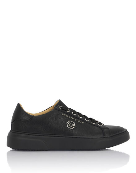 Leather Lo-Top Sneakers Hexagon