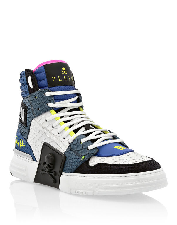 HI-TOP SNEAKERS PHANTOM KICK$ PYTHON SKULL