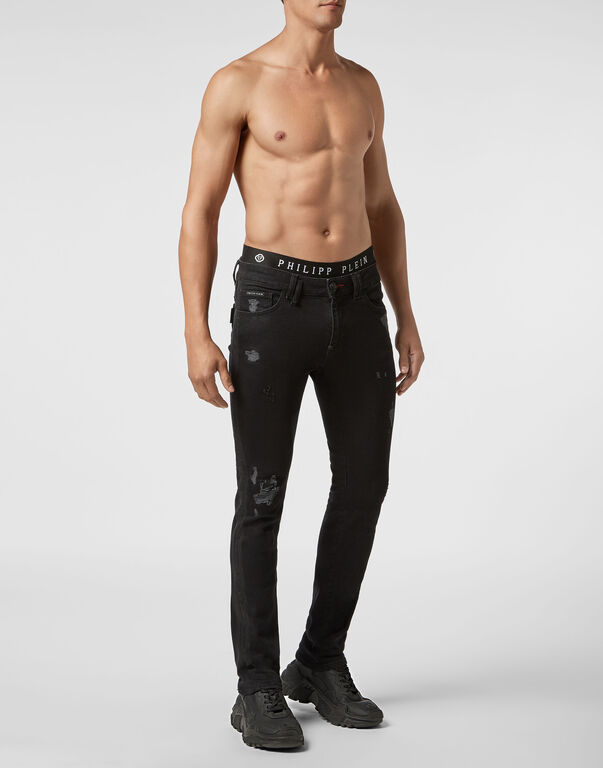 Super Straight Cut Skull