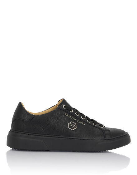 Leather Lo-Top Sneakers Hexagon