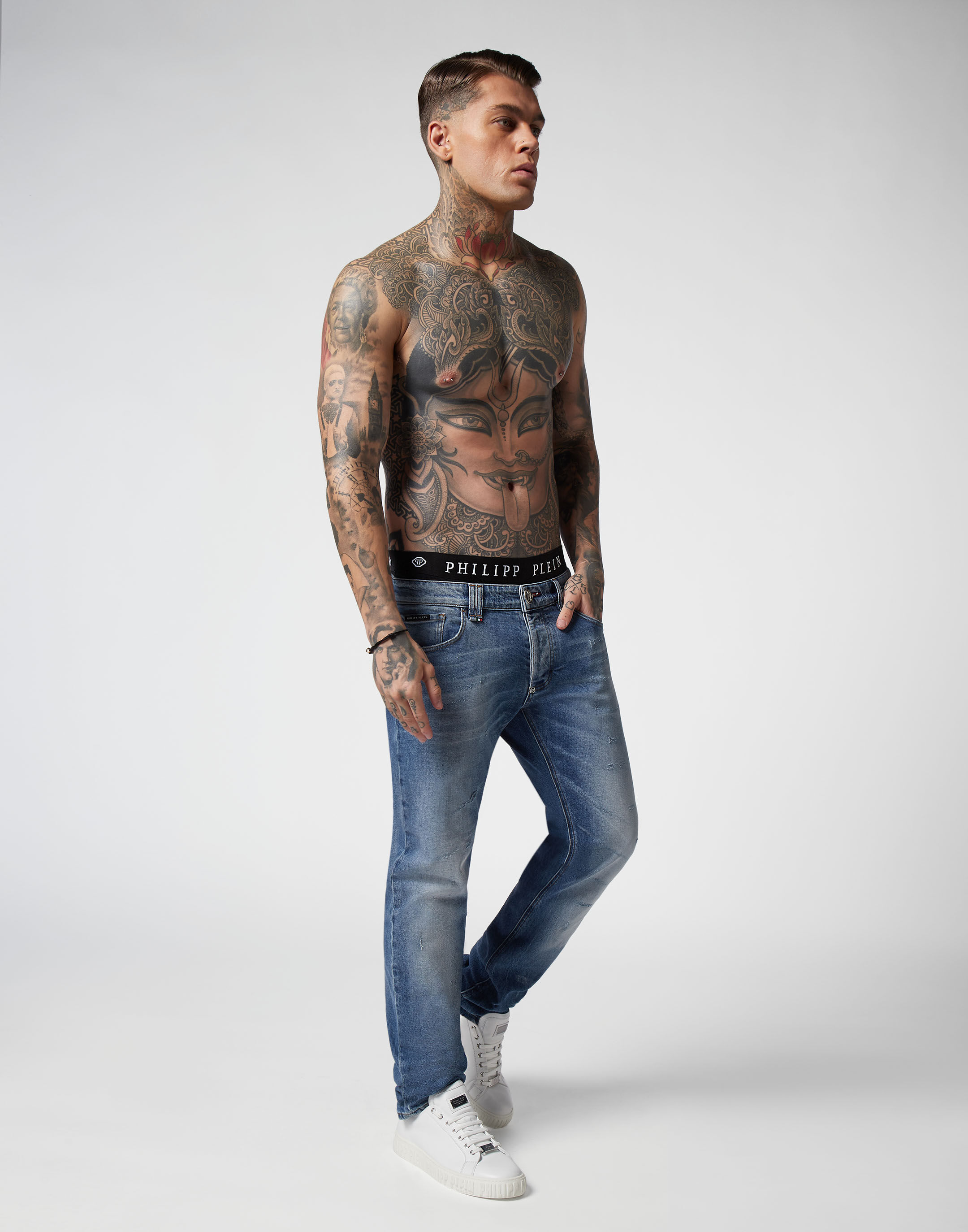 Supreme jeans original hot sale