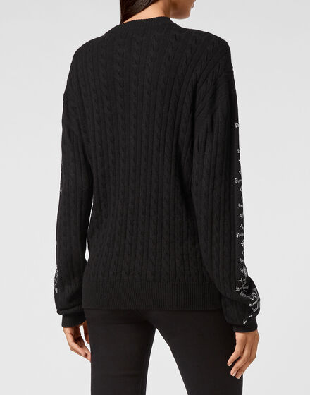 Cash Five Pullover Round Neck LS Cable Crystal Skull