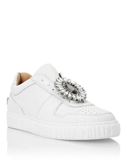 Leather Lo-Top Sneakers Brooches King Power