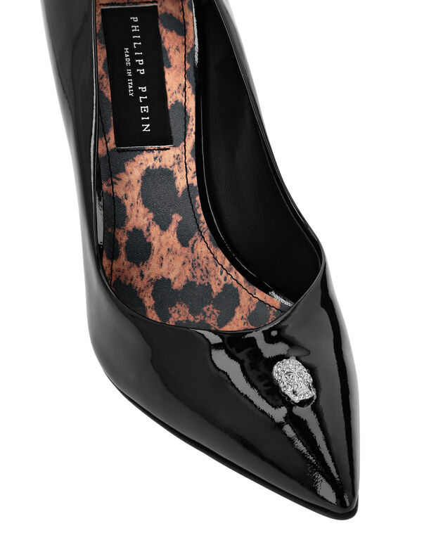 Patent Leather Decollete Hi-Heels Crystal Skull