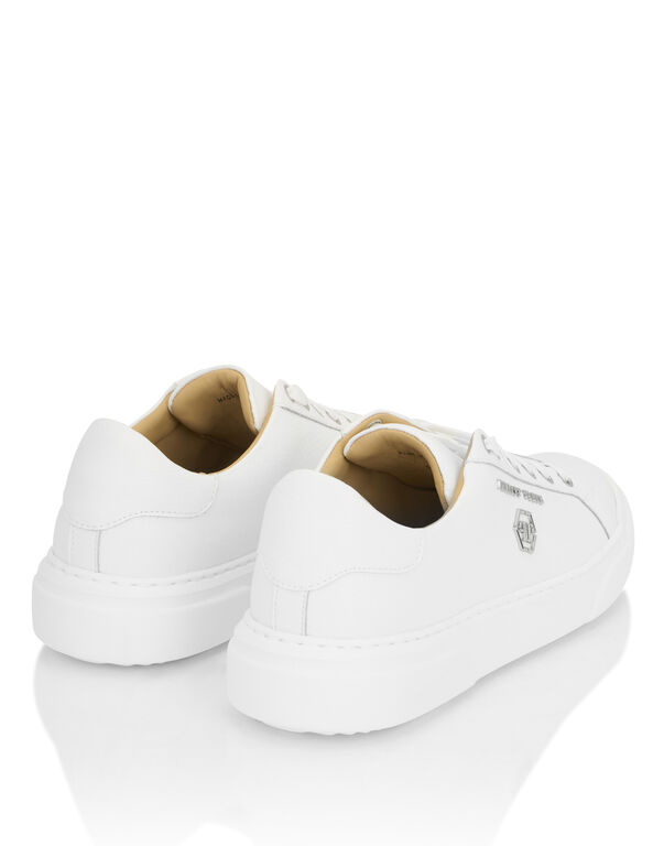 Leather Lo-Top Sneakers Hexagon