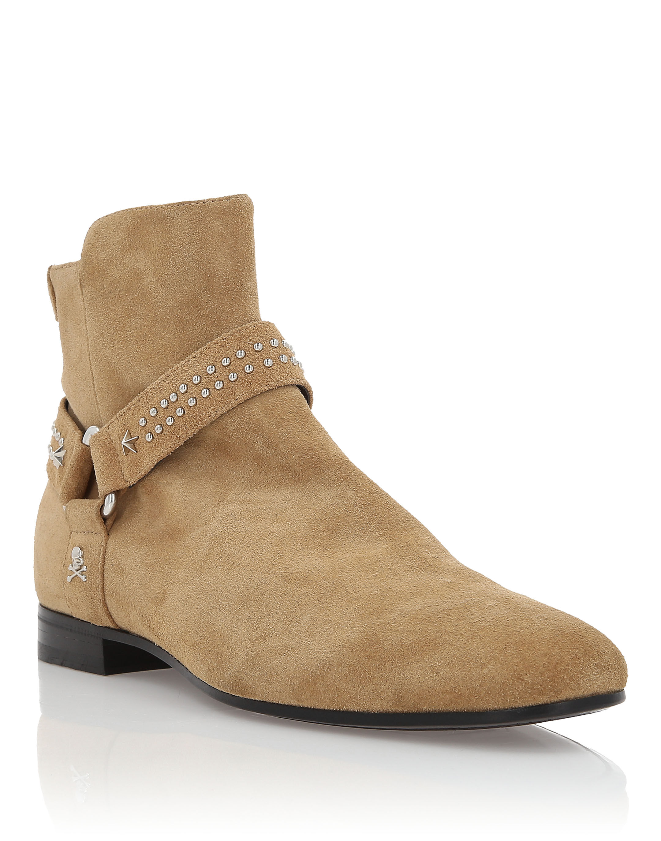 Flat fashion boots store