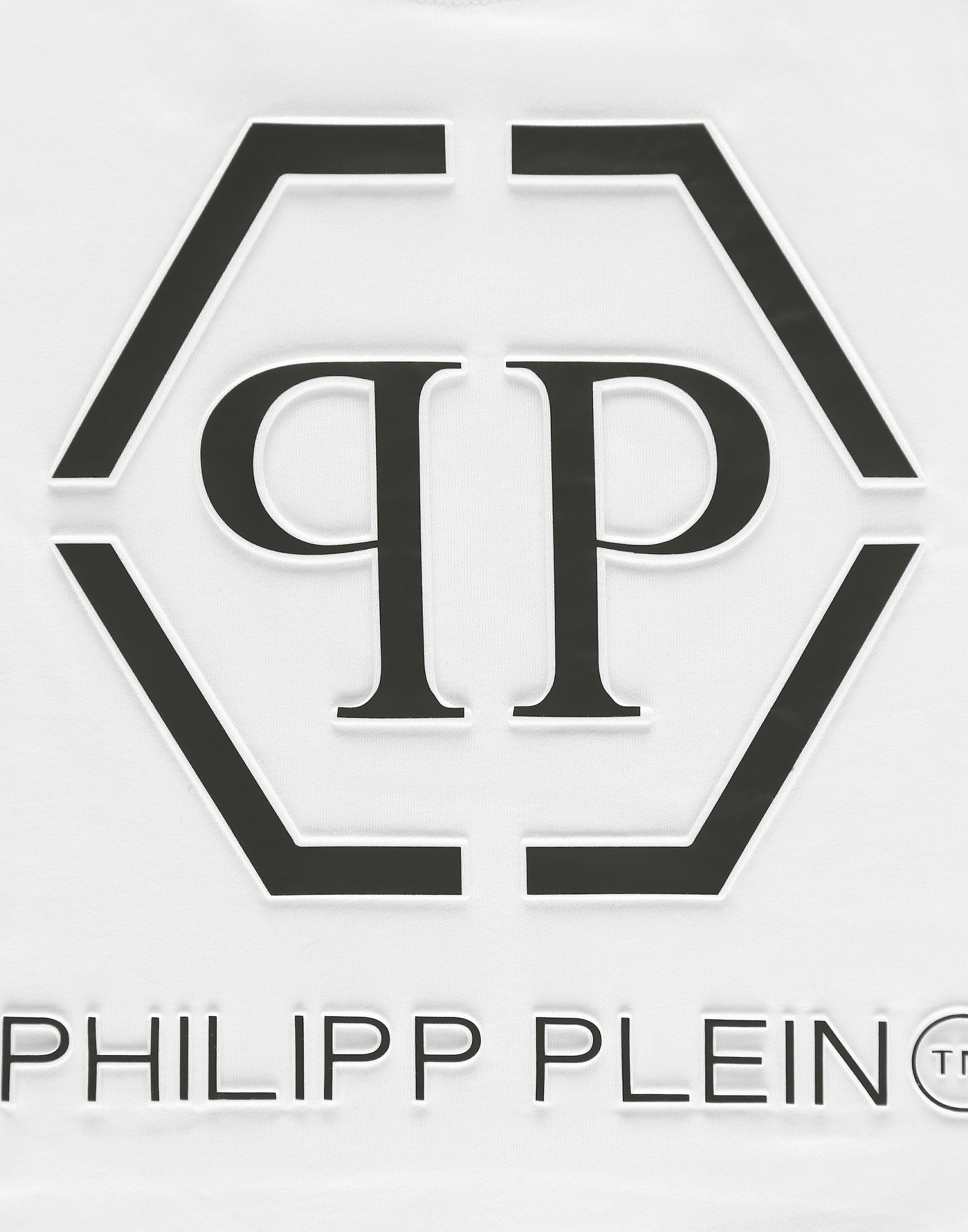 Philipp Plein Home Collection by Eichholtz - Issuu